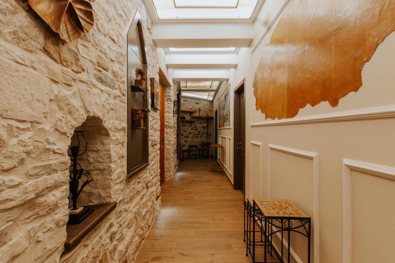 Hotel Ss Kekezi Gjirokastër Екстериор снимка