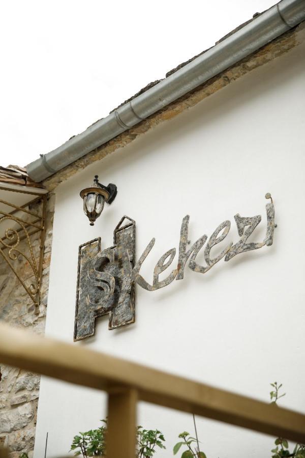 Hotel Ss Kekezi Gjirokastër Екстериор снимка