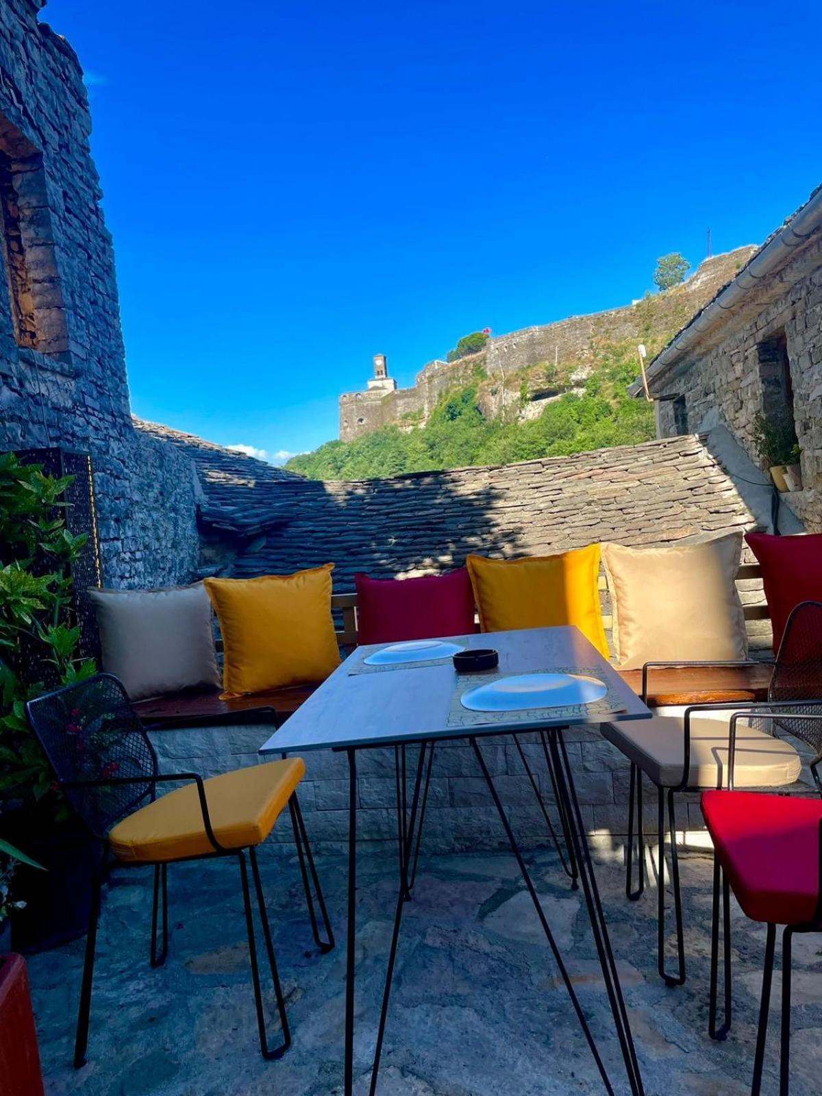 Hotel Ss Kekezi Gjirokastër Екстериор снимка